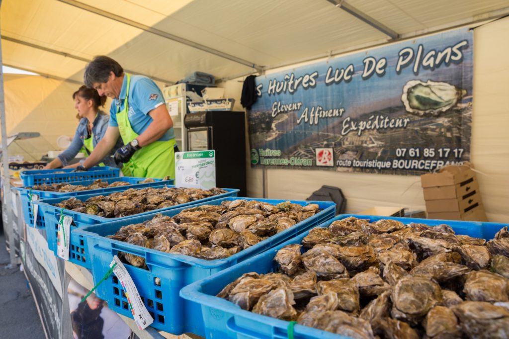 Marche-gourmand-printemps-des-vins-de-blay