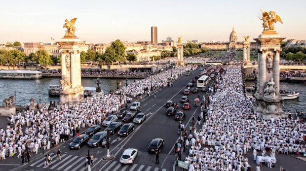 Blaye côtes de bordeaux partenaire du 30e anniversaire du dîner en blanc de paris