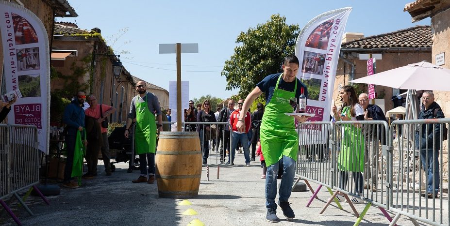Course de garçons de café